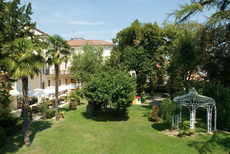 Ariotto Village Terruggia Luaran gambar