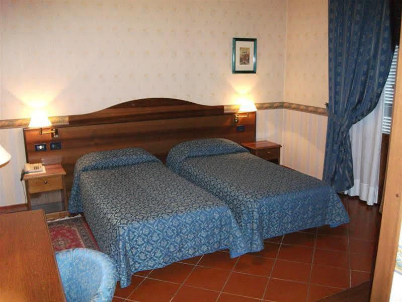 Ariotto Village Terruggia Luaran gambar